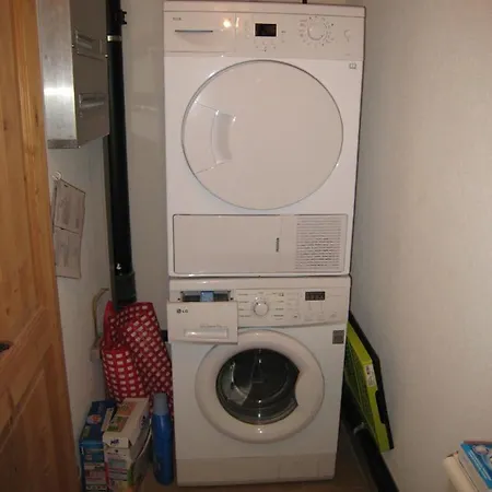 Tzinga 木屋